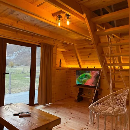 Eco Resort Komarnica Savnik Exterior photo